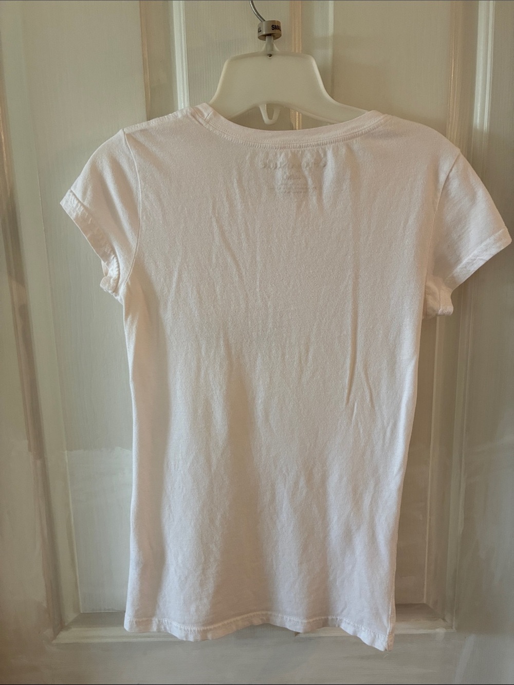 Aeropostale White T-shirt with Silver Script Logo - Picture 4 of 4